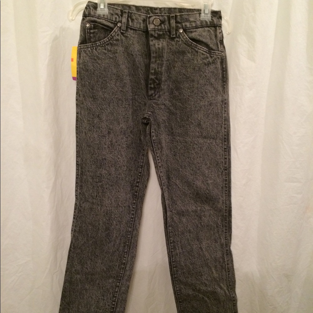 NWT MEN'S 30 x 32 CLASSIC GLACIER WASH GRAY JEANS